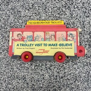 A Trolley Visit to Make-Believe Mr. Rogers 1987 Rare First Edition on‎ Wheels